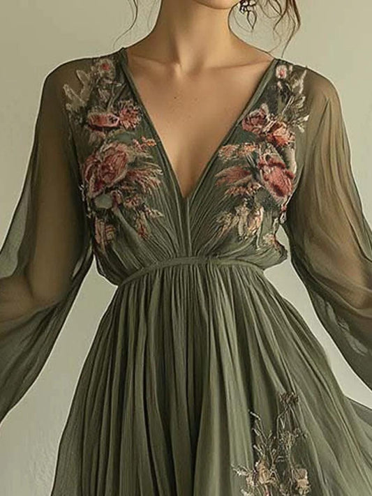 Laurelle™ Elegant Chiffon Dress