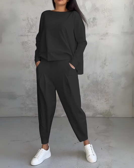 Jackquelin⢠Elegant Lounge Set