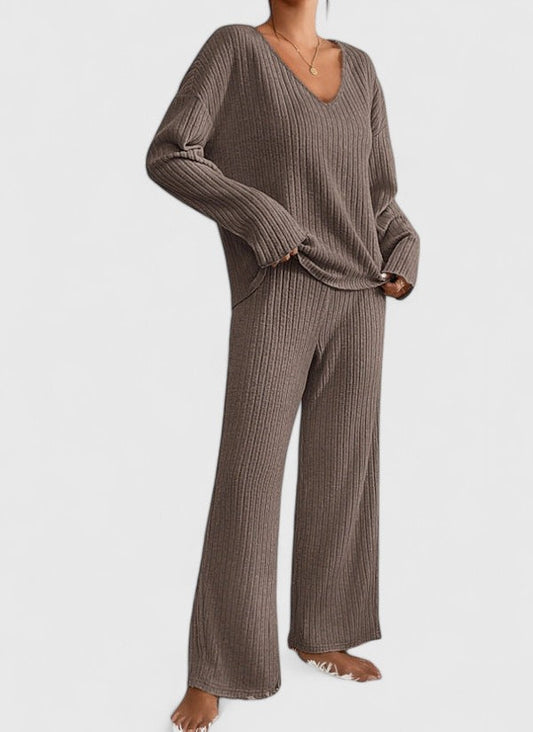 Angeline⢠Comfortable Set