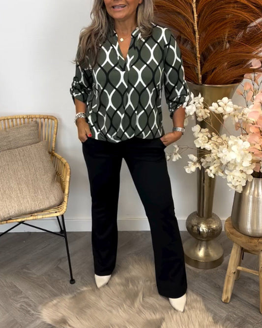 Meri™ Graphic Print Blouse
