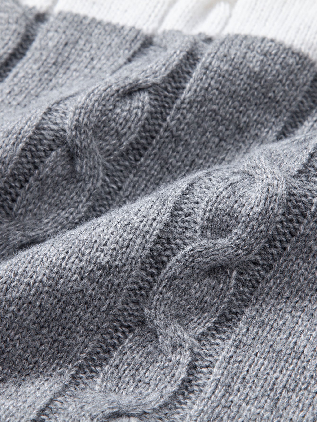 Contrast Twist Jacquard Knit Sweater