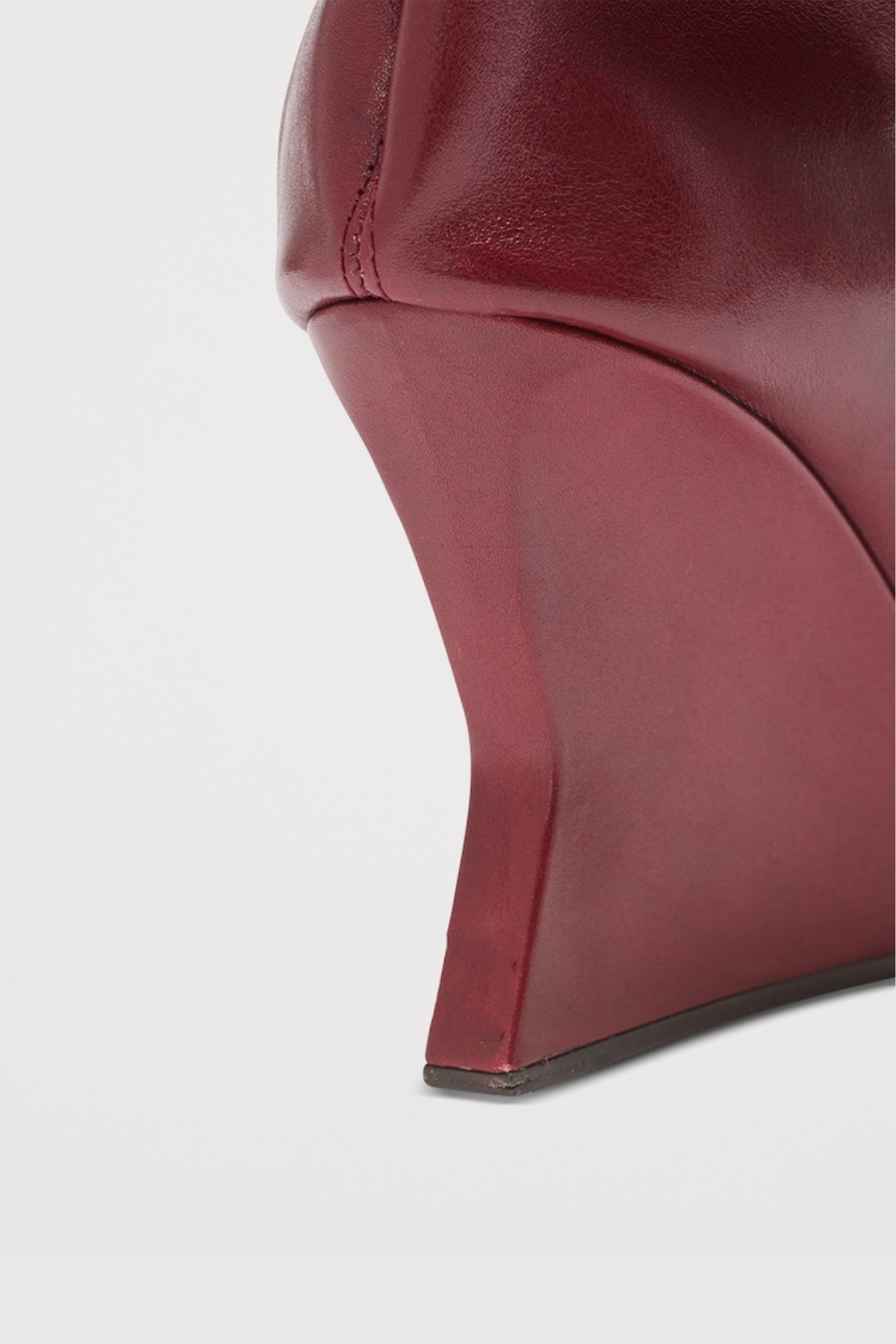 Aria Ruched Wedge Knee Hight Boots - Wine