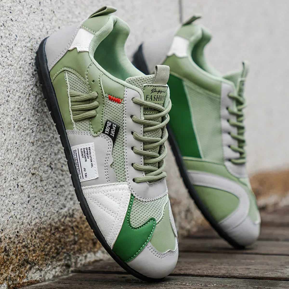Sawyer™ | Retro Leather Sneakers