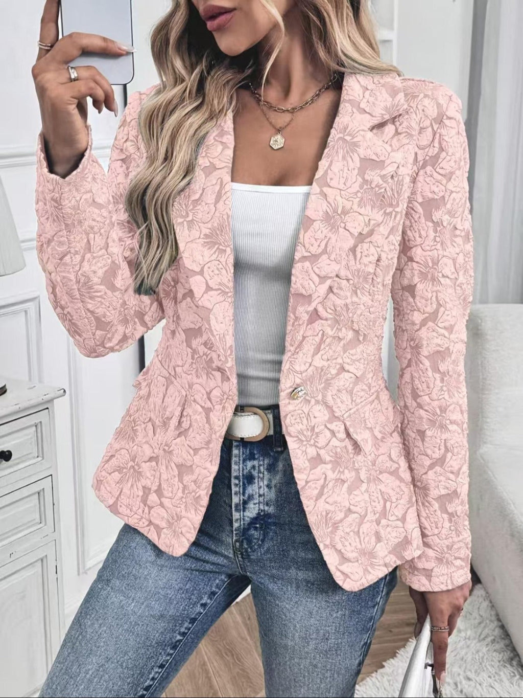 Fitted Women's Paisley Jacquard Blazer